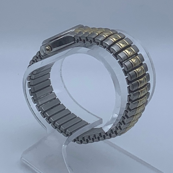 Cerentino SU1804 gold & silver tone quartz watch. - Picture 5 of 5